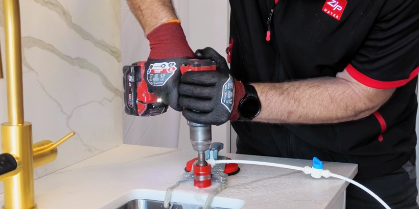 Zip Technician Stone Cutting